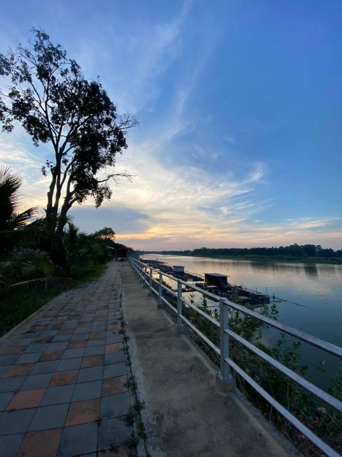 Romyen House Hotel Ban Nong Nam Khan Luaran gambar