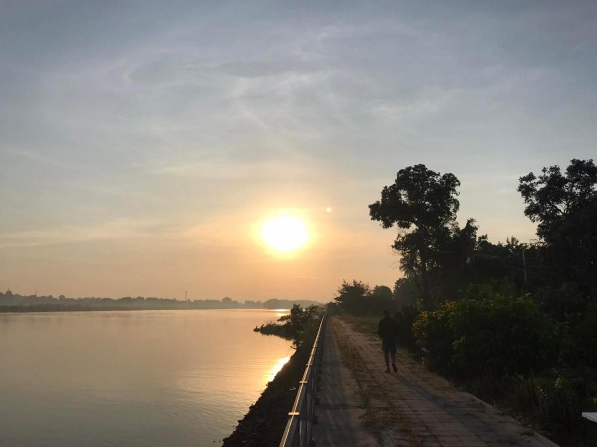 Romyen House Hotel Ban Nong Nam Khan Luaran gambar