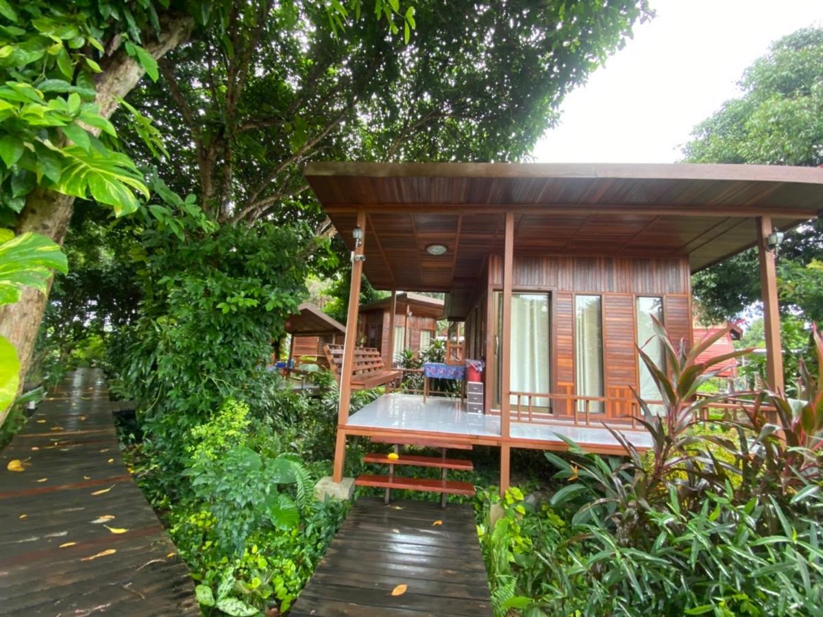 Romyen House Hotel Ban Nong Nam Khan Luaran gambar
